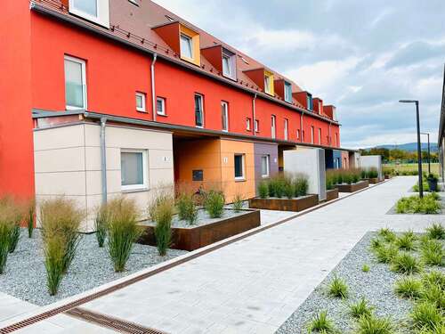 Foto - Haus zum Mieten in Regenstauf 1.150,00 € 119.73 m²