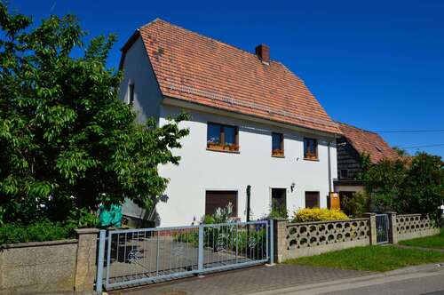 Foto - Haus zum Kaufen in Frohburg 80.000,00 € 105 m²
