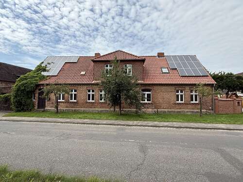 Foto - Haus zum Kaufen in Roxförde 298.000,00 € 258 m²