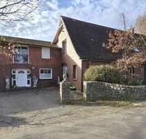 Haus zum Kaufen in Bargteheide 590.000,00 € 350 m²