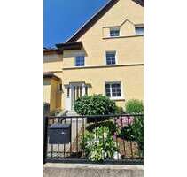 Haus zum Mieten in Apolda 1.250,00 € 120 m²