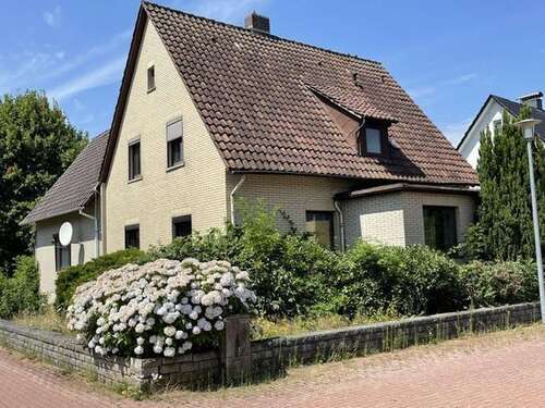 Foto - Haus zum Kaufen in Stadthagen 325.000,00 € 180 m²