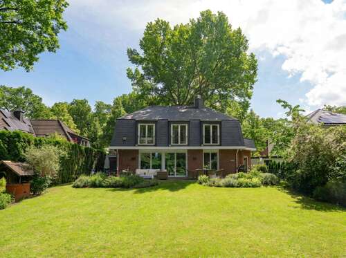 Foto - Haus zum Kaufen in Kleinmachnow 1.648.000,00 € 260 m²