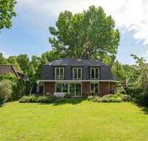 Haus zum Kaufen in Kleinmachnow 1.648.000,00 € 260 m²