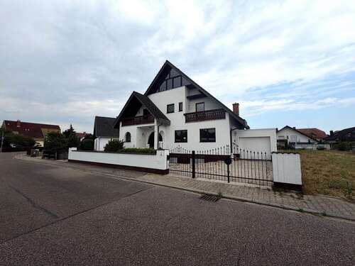 Foto - Haus zum Kaufen in Altlußheim 489.000,00 € 220 m²