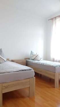 Foto - Wohnung zum Kaufen in Plauen 49.000,00 € 90 m²