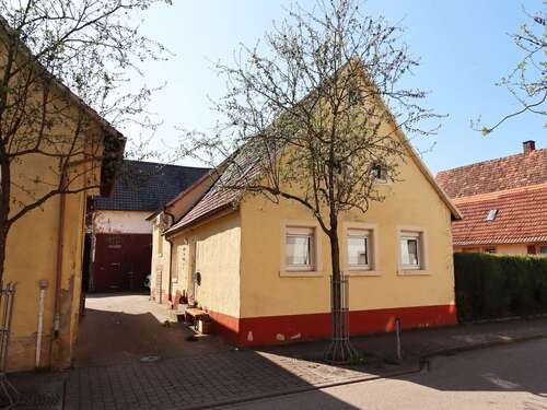 Foto - Haus zum Kaufen in Bruchsal 375.000,00 € 123.85 m²