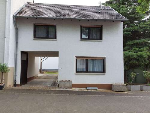 Foto - Haus zum Kaufen in Langenlonsheim 298.000,00 € 117 m²