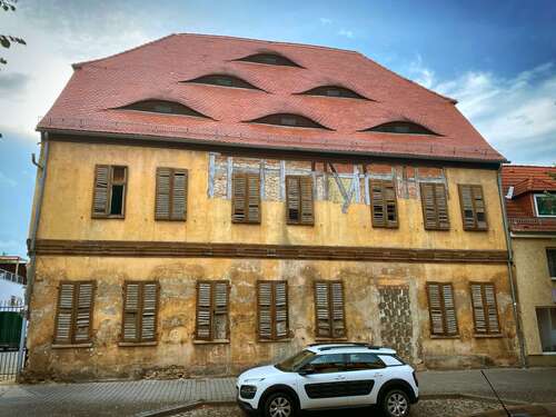 Foto - Haus zum Kaufen in Calbe 65.000,00 € 360 m²
