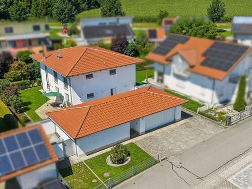 Foto - Haus zum Kaufen in Massing 689.000,00 € 200 m²