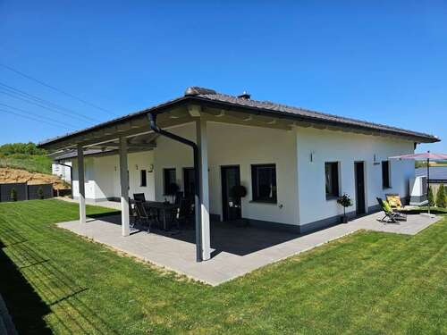 Foto - Haus zum Kaufen in Beutelsbach 569.000,00 € 156 m²