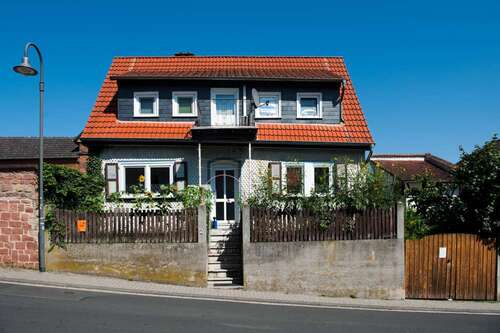 Foto - Haus zum Kaufen in Nidderau-Heldenbergen 235.000,00 € 100 m²