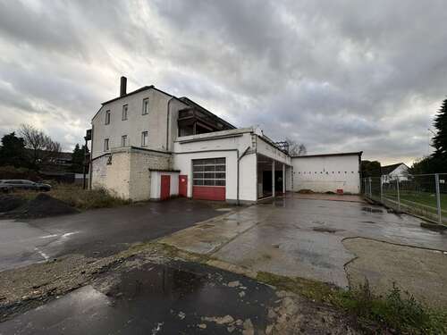 Foto - Haus zum Kaufen in Leverkusen 1.950.000,00 € 1082 m²