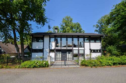 Foto - Haus zum Mieten in Windhagen 1.960,00 € 290 m²