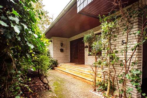 Foto - Haus zum Kaufen in Bremerhaven 329.000,00 € 194 m²