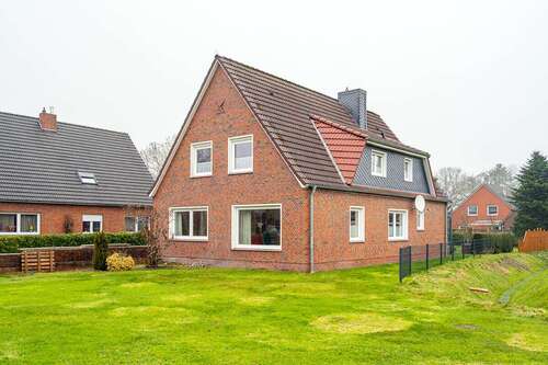 Foto - Haus zum Kaufen in Aurich Plaggenburg 379.000,00 € 221.76 m²