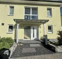Haus zum Kaufen in Niederkassel 697.000,00 € 163 m²