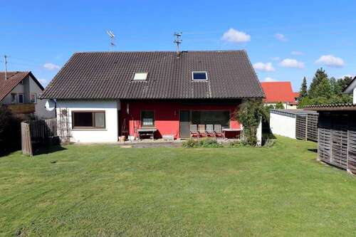 Foto - Haus zum Kaufen in Hohenstein Ödenwaldstetten 385.000,00 € 149 m²