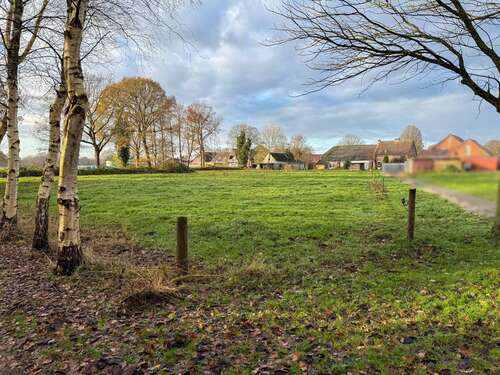 Foto - Haus zum Kaufen in Aurich Plaggenburg 199.000,00 € 300 m²