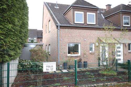 Foto - Haus zum Kaufen in Meerbusch 635.000,00 € 122 m²