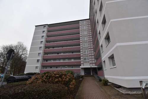 Foto - Wohnung zum Mieten in Uetersen 800,00 € 75.93 m²