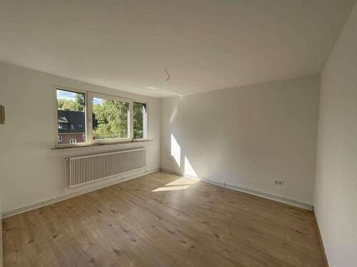 Foto - Wohnung zum Mieten in Wilhelmshaven 389,00 € 54.89 m²