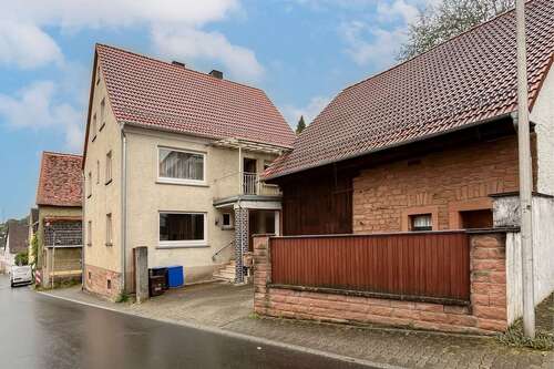 Foto - Haus zum Kaufen in Hausen 149.000,00 € 150 m²