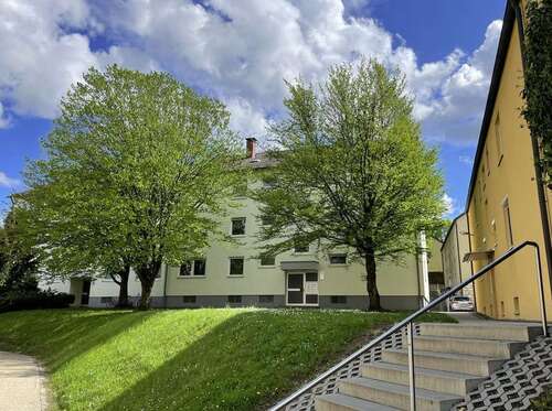 Foto - Wohnung zum Mieten in Sulzbach-Rosenberg 435,00 € 53.68 m²