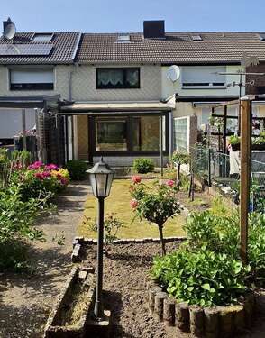 Foto - Haus zum Kaufen in Neuss 239.000,00 € 63.11 m²