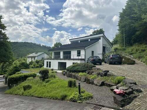 Foto - Haus zum Kaufen in Lüdenscheid 495.000,00 € 213.35 m²