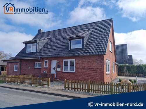 Foto - Haus zum Kaufen in Husum 350.000,00 € 200 m²