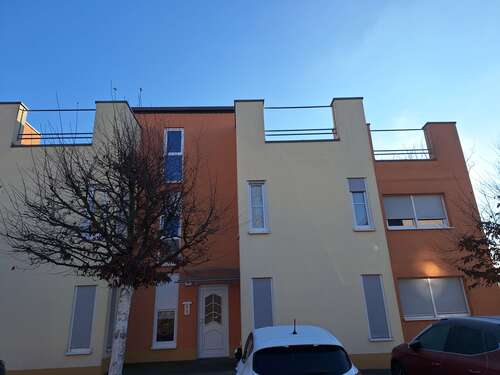 Foto - Wohnung zum Mieten in Bitterfeld-Wolfen 680,00 € 80 m²