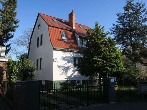 Foto - Haus zum Kaufen in Berlin Lichtenrade 925.000,00 € 217 m²