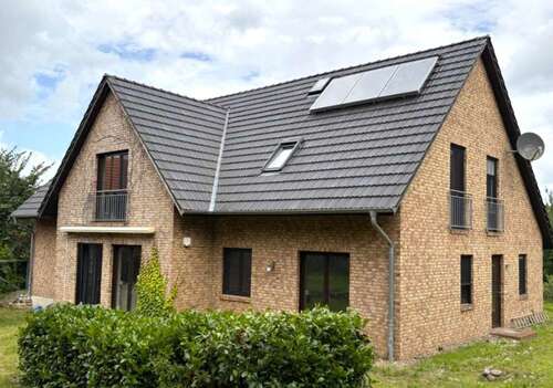 Foto - Haus zum Kaufen in Göhren-Lebbin 820.000,00 € 260 m²