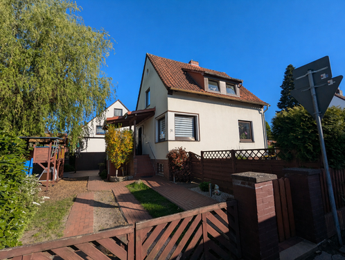 Foto - Haus zum Kaufen in Garbsen 220.000,00 € 85 m²