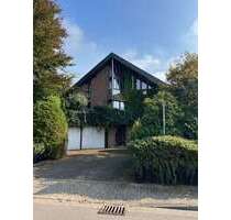 Haus zum Kaufen in Elten-Emmerich 515.000,00 € 250 m²