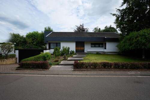 Foto - Haus zum Kaufen in Saarlouis 779.000,00 € 152 m²