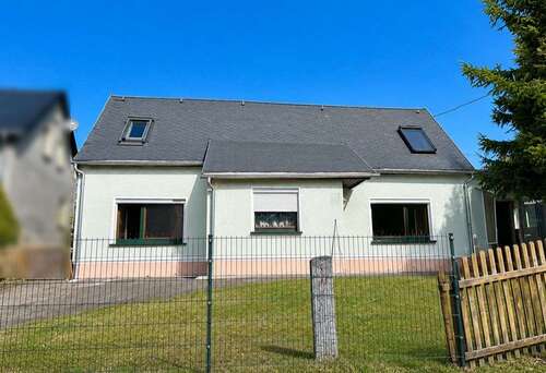 Foto - Haus zum Kaufen in Rodewisch 130.000,00 € 122 m²