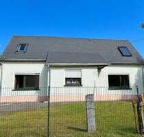 Haus zum Kaufen in Rodewisch 130.000,00 € 122 m²