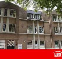 Wohnung zum Mieten in Neumünster 1.100,00 € 124 m²
