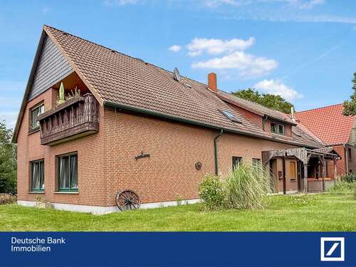 Foto - Haus zum Kaufen in Hessisch Oldendorf 285.000,00 € 228.13 m²