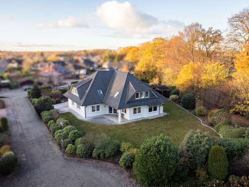 Foto - Haus zum Kaufen in Barnstorf 689.000,00 € 378.19 m²