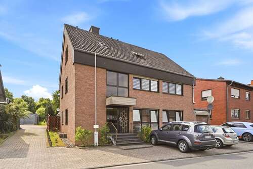 Foto - Haus zum Kaufen in Dormagen Broich 529.000,00 € 216 m²