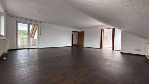 Foto - Wohnung zum Mieten in Bad Emstal 580,00 € 82 m²