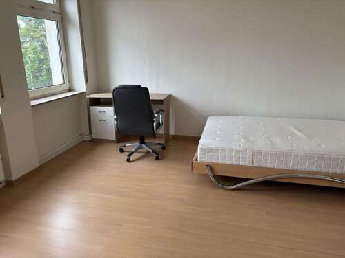 Foto - WG-Zimmer in Stuttgart 480,00 € 20 m²