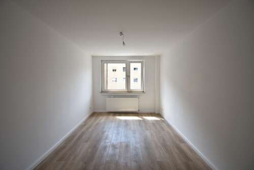 Foto - Wohnung zum Mieten in Düsseldorf 995,00 € 25.79 m²