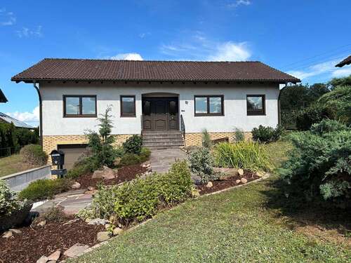 Foto - Haus zum Mieten in Straubenhardt 1.750,00 € 120 m²