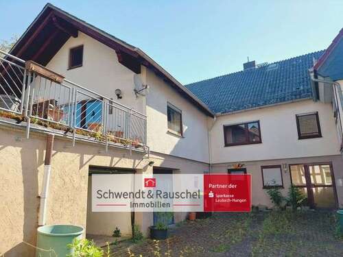 Foto - Haus zum Kaufen in Laubach 139.000,00 € 151 m²