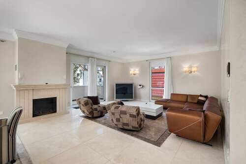 Foto - Haus zum Kaufen in Berlin 2.499.000,00 € 446.81 m²