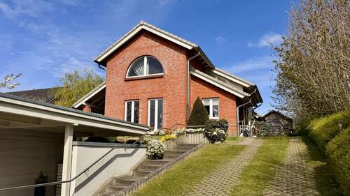 Foto - Haus zum Kaufen in Nübel 479.000,00 € 146 m²